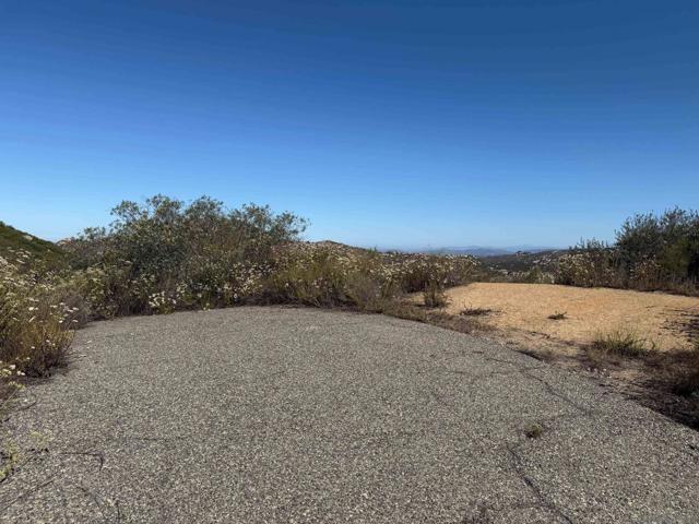 0 Highland Valley Road, Ramona CA: https://media.crmls.org/mediaz/c0abc49a-66f8-416f-a320-9c017ae29a97.jpg