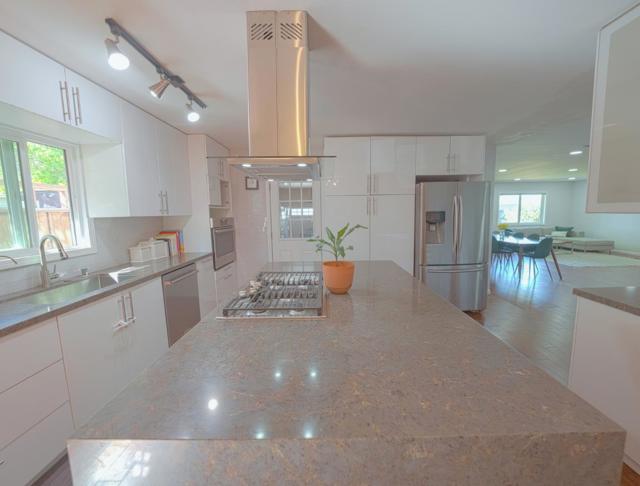 3432 Dominick Court, San Jose CA: https://media.crmls.org/mediaz/c0ac4789-4d9e-4e71-a125-e68602386841.jpg