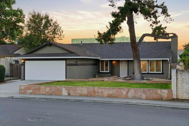 658 Albanese Circle, San Jose CA: https://media.crmls.org/mediaz/c0ade632-4376-400d-b2c5-8f06ee4e423b.jpg