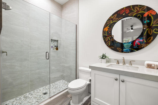 81350 Merv Griffin Way, La Quinta CA: https://media.crmls.org/mediaz/c0ae5454-fe04-497b-9aba-a0bc3b9c6c2b.jpg