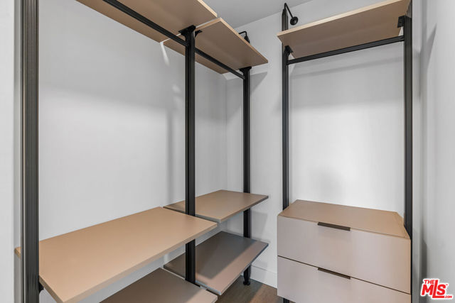 10601 Washington Boulevard, Culver City CA: https://media.crmls.org/mediaz/c0ae8c64-c6da-49f1-b88e-8a204ea337a1.jpg