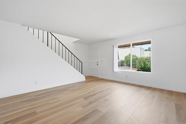 1241 1/2 Hollister Street, San Diego CA: https://media.crmls.org/mediaz/c0af16ef-2b0a-4fe0-855b-e52602744c46.jpg