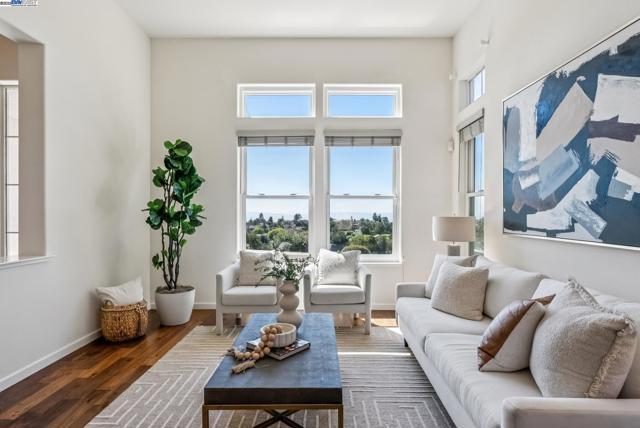 4110 Mystic View Ct, Hayward CA: https://media.crmls.org/mediaz/c0b1741e-e9ac-4143-abbd-3026db672211.jpg