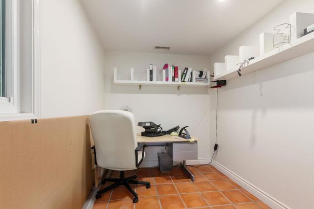1628 Lone Oak Rd, Vista CA: https://media.crmls.org/mediaz/c0b1b061-eabb-41e2-82e3-6e1680050bb9.jpg