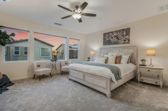 2305 Augusta Ave, Tracy CA: https://media.crmls.org/mediaz/c0b1da68-68d2-45f7-8f68-b4a22f5743b5.jpg