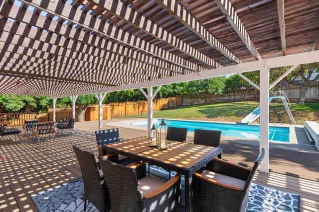 1590 El Dorado Drive, Gilroy CA: https://media.crmls.org/mediaz/c0b2cbbd-09b0-4a67-b654-764764773468.jpg