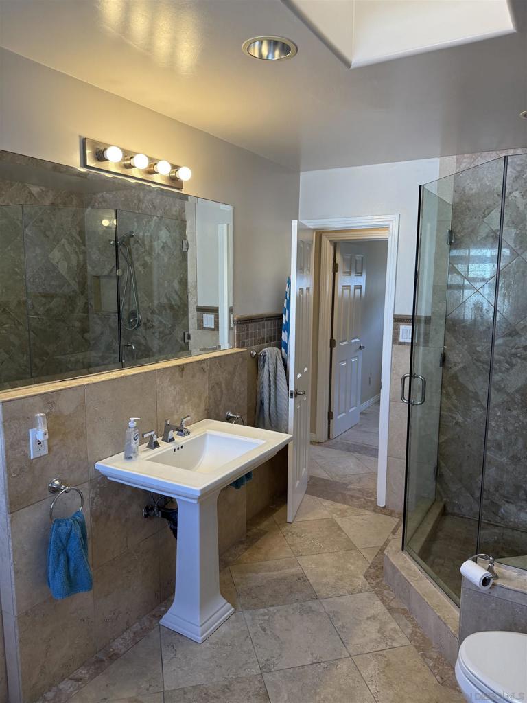 MLS #250032357SD image #22