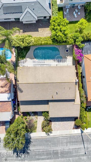 1661 Oldcastle Place, Westlake Village CA: https://media.crmls.org/mediaz/c0b3819f-aa1f-4f80-ae28-730b589c655b.jpg