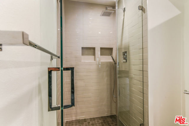 610 N Orlando Avenue, West Hollywood CA: https://media.crmls.org/mediaz/c0b4bcbf-9e0b-432f-892f-3dbab3d7db34.jpg