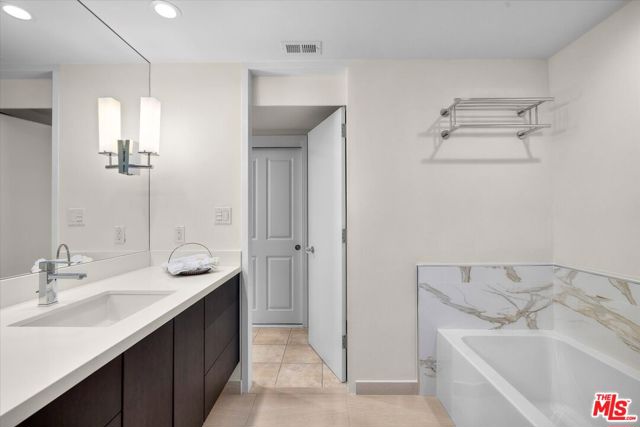 1333 S Beverly Glen Boulevard, Los Angeles CA: https://media.crmls.org/mediaz/c0b51320-292a-4439-9fda-91c05480d81b.jpg