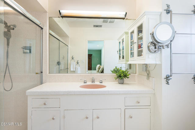 16431 Gilmore Street, Van Nuys CA: https://media.crmls.org/mediaz/c0b58233-b3d7-4d4f-909b-ac6c0872b1cc.jpg