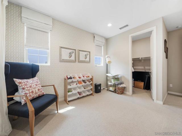 916 Camino Aldea, Chula Vista CA: https://media.crmls.org/mediaz/c0b58543-d8fd-4f3c-8fb3-1d53ed2d545a.jpg