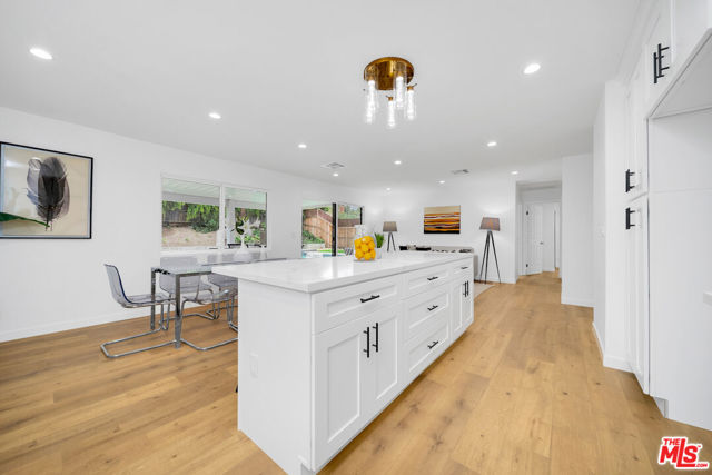 6252 JACKIE Avenue photo 8