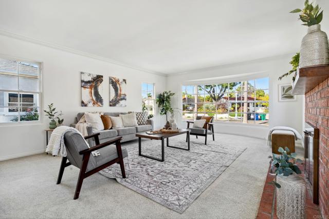 5038 Hastings Road, San Diego CA: https://media.crmls.org/mediaz/c0b84407-422b-4959-afe2-d6b9dd7adc52.jpg
