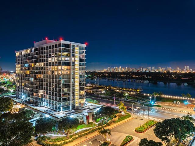 1810 Avenida Del Mundo, Coronado CA: https://media.crmls.org/mediaz/c0b8ae07-2351-40e9-8846-2d562cba06dd.jpg