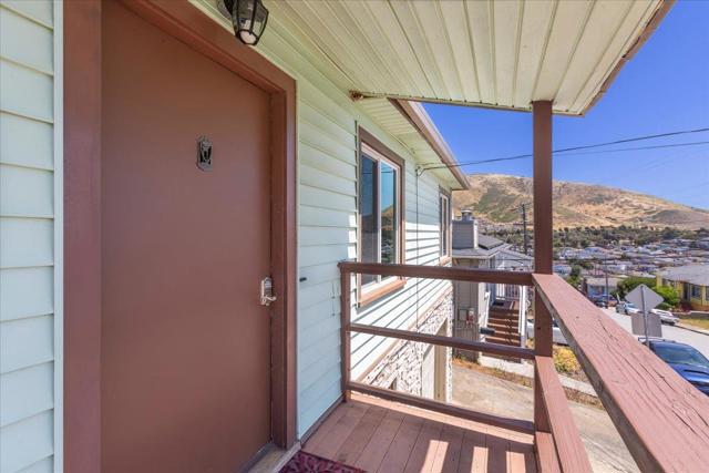 659 Ash Avenue, South San Francisco CA: https://media.crmls.org/mediaz/c0b9004b-6fc7-4378-94f1-f3a41ae7809c.jpg