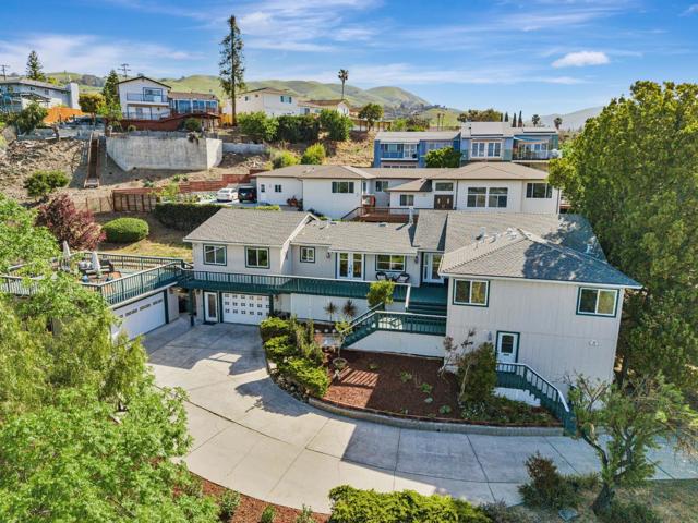 3449 Suncrest Avenue, San Jose CA: https://media.crmls.org/mediaz/c0b904e9-956b-44ec-82ab-07191507f8f7.jpg