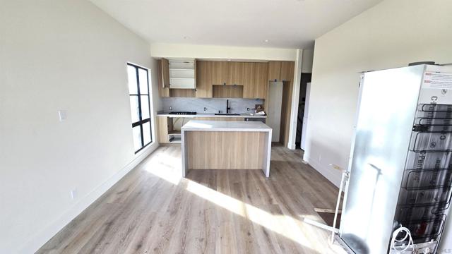 Image 17 of 25 For 227 Hill Dr  