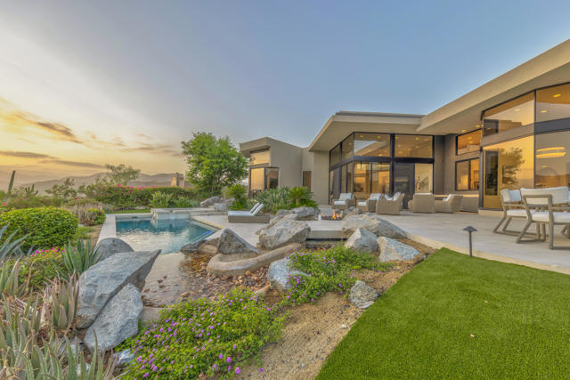 130 Wanish Place, Palm Desert, CA 92260