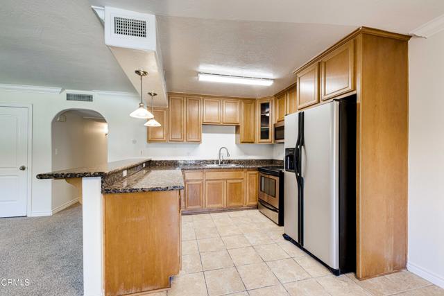 Detail Gallery Image 11 of 26 For 3700 Q St #U212,  Bakersfield,  CA 93301 - 3 Beds | 2 Baths