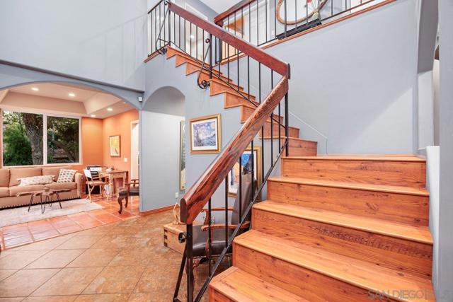 Image 33 of 50 For 2238 Oceanview Rd