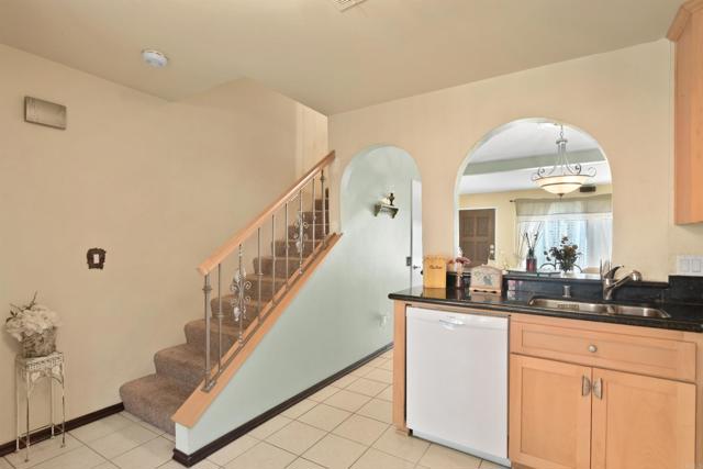 Detail Gallery Image 12 of 37 For 10158 Carefree Dr, Santee,  CA 92071 - 2 Beds | 1 Baths