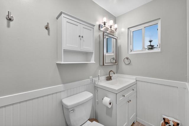 1110 California Avenue, Dos Palos CA: https://media.crmls.org/mediaz/c0bd37f2-a7d4-4391-887c-d05735decfc9.jpg