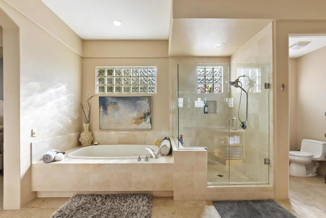 79918 Mission E Drive, La Quinta CA: https://media.crmls.org/mediaz/c0bda05c-7dff-4625-8cff-46f592d2a3f8.jpg