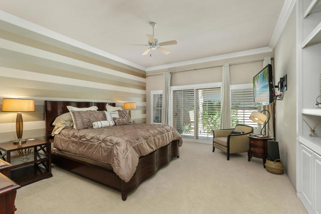 99 Kavenish Drive, Rancho Mirage CA: https://media.crmls.org/mediaz/c0be8096-c824-41a1-85b9-642d69515d0b.jpg