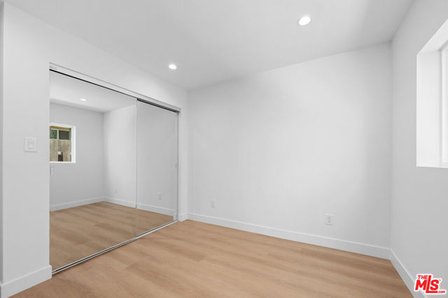 833 5th Street, 100 photo 6