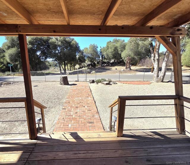 2581 Lake Shore Drive, Campo CA: https://media.crmls.org/mediaz/c0bfbd7b-2b6a-46b0-a82c-5d708c2d4bf3.jpg