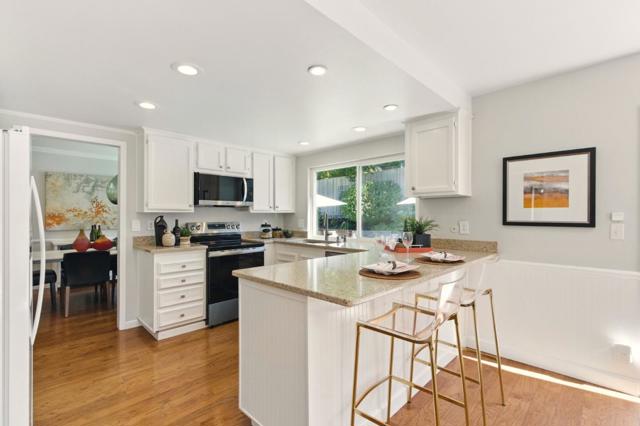 1347 Vintner Way, Pleasanton CA: https://media.crmls.org/mediaz/c0bfe851-5c8d-4194-a68b-8337f172447e.jpg