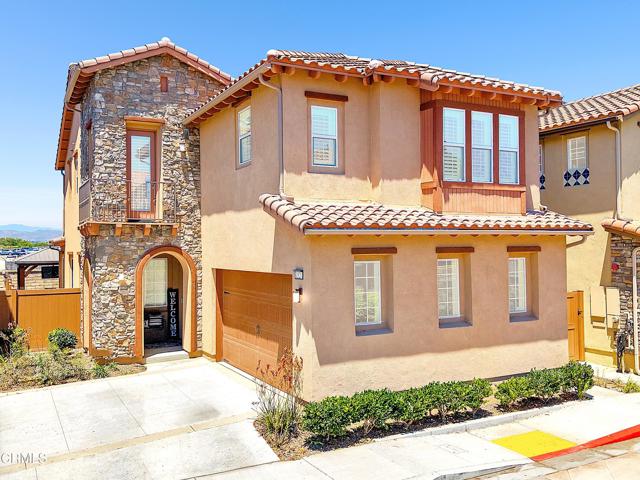 1521 Thorpe Trail, Oxnard CA: https://media.crmls.org/mediaz/c0c04f5c-291d-4f8b-9924-4861a6df28ab.jpg