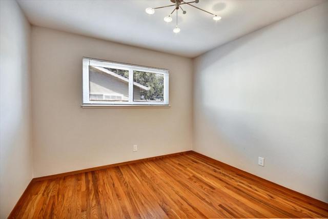 448 Kings Court, Campbell CA: https://media.crmls.org/mediaz/c0c11a1d-a9f0-4a8e-80c6-406b27358f5f.jpg