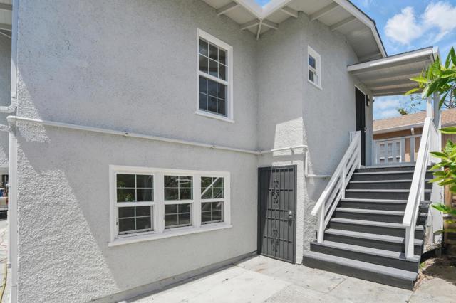 2408 Bartlett Street, Oakland CA: https://media.crmls.org/mediaz/c0c2ac4b-f581-42e4-9b11-1126d646fe4f.jpg