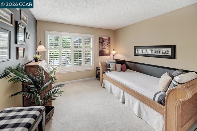 1301 Leisure Ln, Walnut Creek CA: https://media.crmls.org/mediaz/c0c36392-7483-4344-bd3a-7edf0e4f3430.jpg
