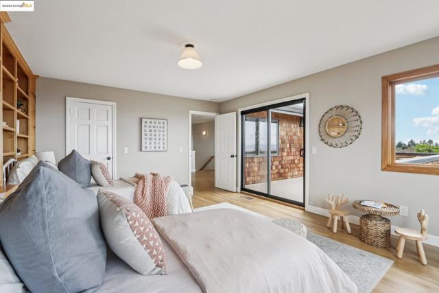 1075 Spruce Street, Berkeley CA: https://media.crmls.org/mediaz/c0c38a3c-d548-4b8a-b6a6-ac7aa2120f5b.jpg