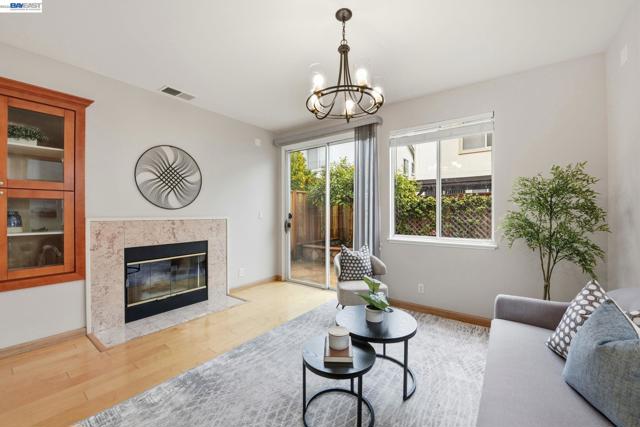 Image 15 of 55 For 15518 Harbor Way