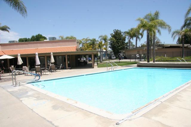 525 W El Norte Parkway, Escondido CA: https://media.crmls.org/mediaz/c0c47251-2c22-46d4-bdb6-6f9250f0c06b.jpg