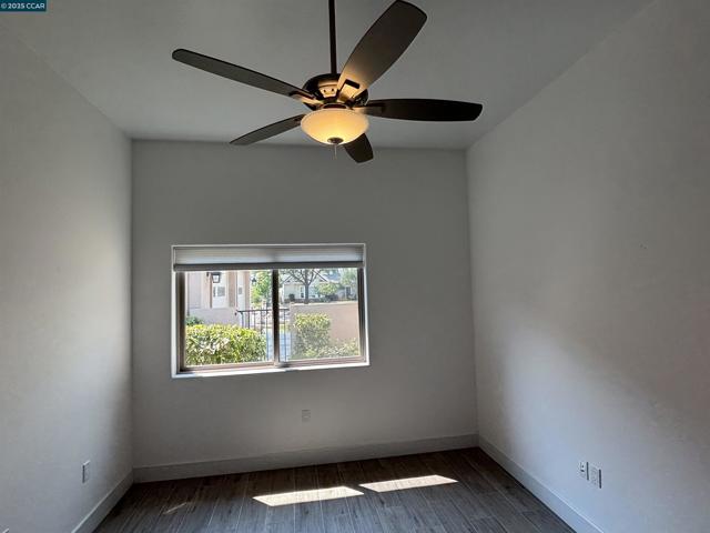 121 Blue Oak Ct, Copperopolis CA: https://media.crmls.org/mediaz/c0c4ca92-2753-41cd-83d1-7e8038d2d6cf.jpg