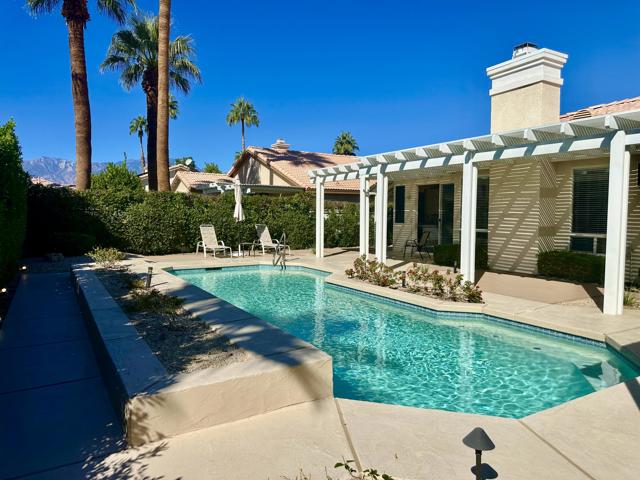 70 MOUNTAIN VIEW