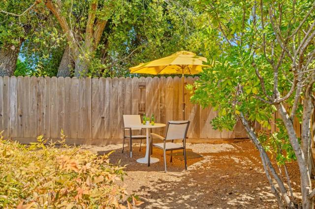 761 Woodstock Lane, Los Altos CA: https://media.crmls.org/mediaz/c0c50e99-9ee4-41c0-8fca-4ca2b44eea26.jpg