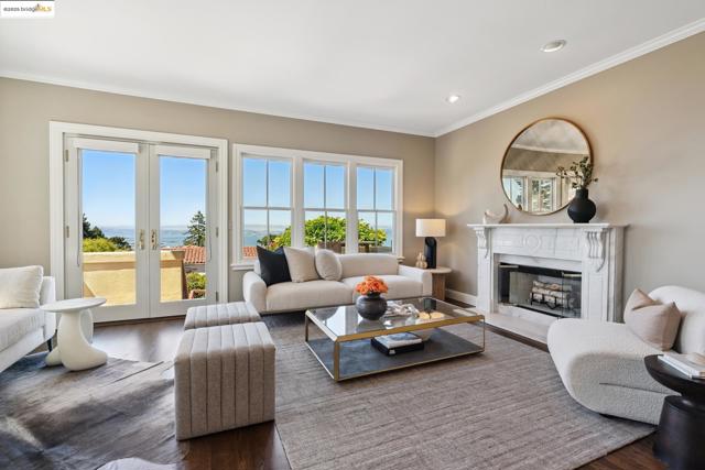 Image 4 of 57 For 1016 Grizzly Peak Blvd