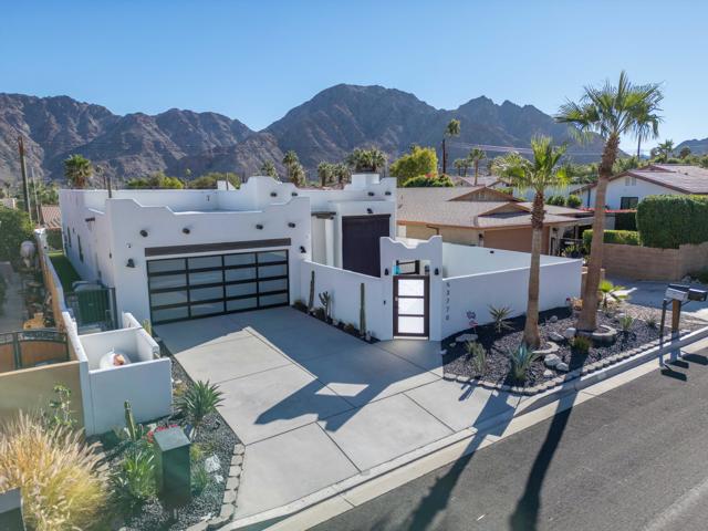 53770 Avenida Rubio, La Quinta CA: https://media.crmls.org/mediaz/c0c774b9-7197-46e9-b748-039d480820e3.jpg