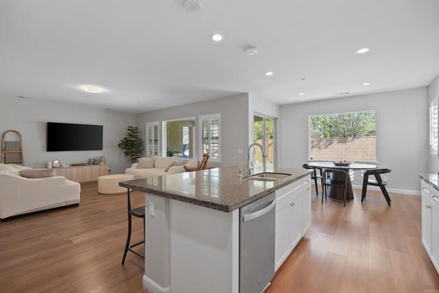 Detail Gallery Image 12 of 56 For 27702 Collier Dr, Menifee,  CA 92585 - 4 Beds | 3/1 Baths