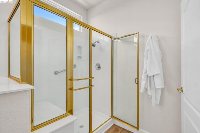 1124 Jonagold Way, Brentwood (CC) CA: https://media.crmls.org/mediaz/c0c82592-1804-4f69-8dfa-962a807b252c.jpg