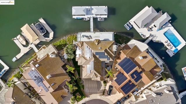 4210 Driftwood Pl, Discovery Bay CA: https://media.crmls.org/mediaz/c0c9961a-bf1b-41f2-96aa-78382a9c97de.jpg