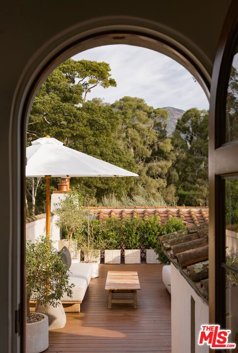 Upstairs patio
