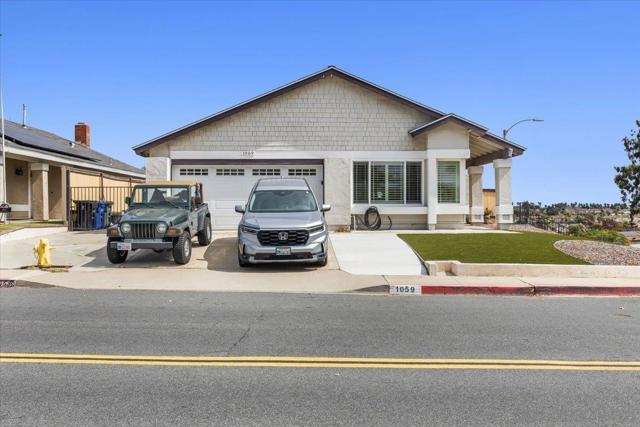 1059 Buena Vista Way, Chula Vista CA: https://media.crmls.org/mediaz/c0c9d6c9-9d70-471a-8d21-46cead4730e9.jpg