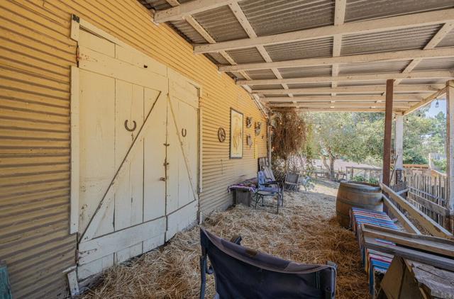 9180 Coker Road, Salinas CA: https://media.crmls.org/mediaz/c0ca05ea-db28-4e2a-8bd9-dc0fa2b0fcca.jpg